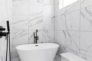 5703 Dolores St, Houston, TX 77057 - Photo 18