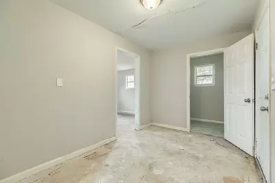 103 Honeysuckle Street, Lake Jackson, TX 77566 - Photo 32