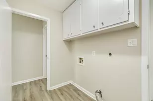 103 Honeysuckle St, Lake Jackson, TX 77566 - Photo 28