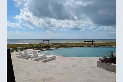 322 Seagrass, Gilchrist, TX 77617 - Photo 10