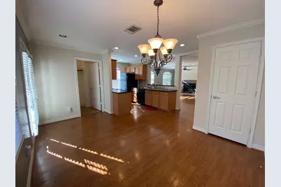 3710 Sherwood Lane #101, Houston, TX 77092 - Photo 6