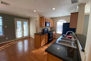 3710 Sherwood Ln, Houston, TX 77092 - Photo 10