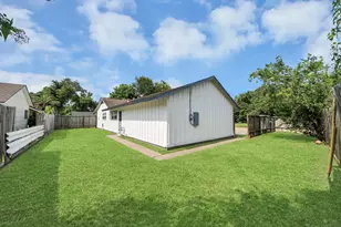 5870 Overdale St, Houston, TX 77033 - Photo 38