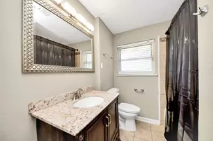 5870 Overdale St, Houston, TX 77033 - Photo 24