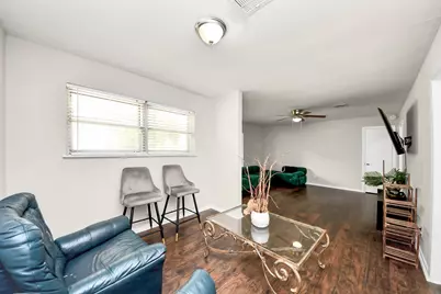 5870 Overdale Street, Houston, TX 77033 - Photo 16