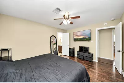 5870 Overdale Street, Houston, TX 77033 - Photo 30