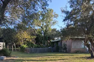 109 Huckleberry St, Rockport, TX 78382 - Photo 10