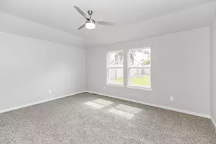 1665 Holly Trails St, Sour Lake, TX 77659 - Photo 14