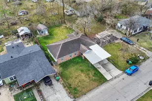 4930 Holloway Dr, Houston, TX 77048 - Photo 8