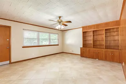 4528 Woodrow Avenue, Galveston, TX 77551 - Photo 12