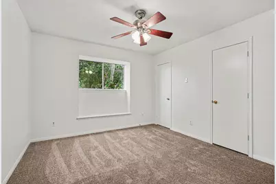 5123 Chase Park Gate Street, Bacliff, TX 77518 - Photo 20