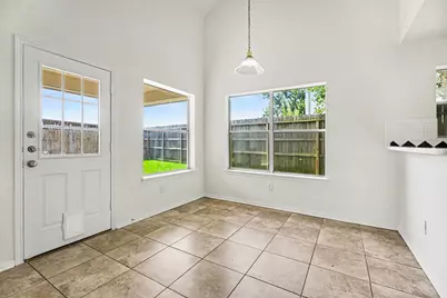 5123 Chase Park Gate Street, Bacliff, TX 77518 - Photo 18