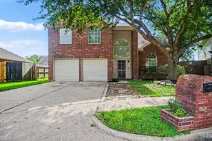 5123 Chase Park Gate St, Bacliff, TX 77518 - Photo 2