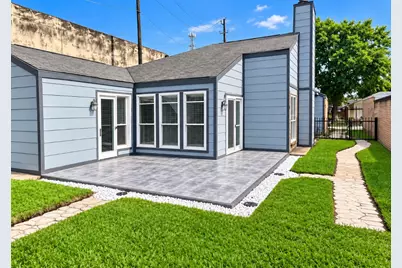 13226 Robinglen Drive, Houston, TX 77083 - Photo 28