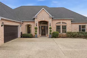 26 Englewood Ct, Montgomery, TX 77356 - Photo 2