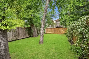 523 W 25th St, Houston, TX 77008 - Photo 32