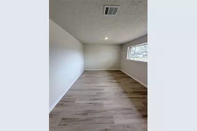 4103 Goulburn Drive, Houston, TX 77045 - Photo 4