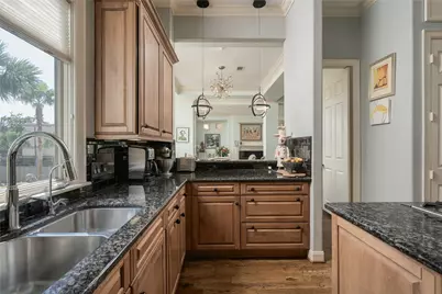 523 Lovett Boulevard, Houston, TX 77006 - Photo 26