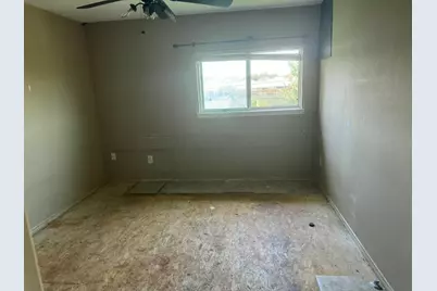 11001 Groveshire Drive, Texas City, TX 77591 - Photo 22