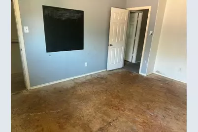 11001 Groveshire Drive, Texas City, TX 77591 - Photo 18
