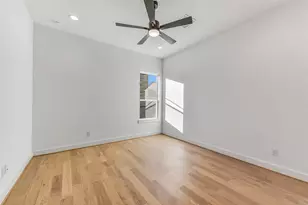 1902 Nantucket Dr, Houston, TX 77057 - Photo 24