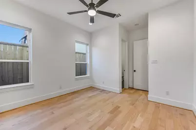 1902 Nantucket Drive, Houston, TX 77057 - Photo 48