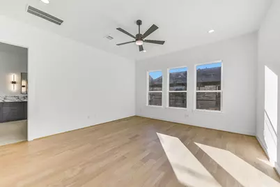 1902 Nantucket Drive, Houston, TX 77057 - Photo 14