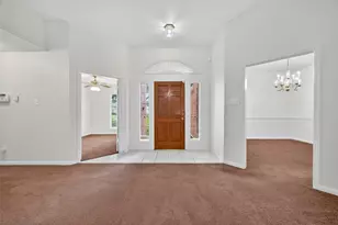 914 W Peach Hollow Cir, Pearland, TX 77584 - Photo 6