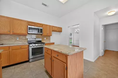 914 W Peach Hollow Circle, Pearland, TX 77584 - Photo 20