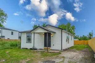 7821 Ethel St, Houston, TX 77028 - Photo 14