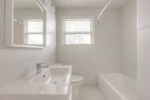 218 E 14th St, Houston, TX 77008 - Photo 10
