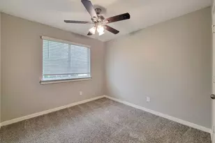8122 Hush Hts Dr, Rosharon, TX 77583 - Photo 6