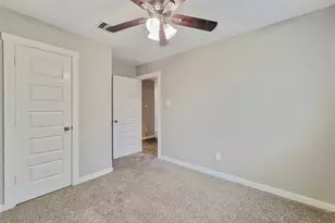 8122 Hush Hts Dr, Rosharon, TX 77583 - Photo 10