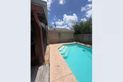 18507 Sweetmeadow Drive, Spring, TX 77379 - Photo 2
