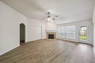 19403 Valiant Woods Dr, Spring, TX 77379 - Photo 16