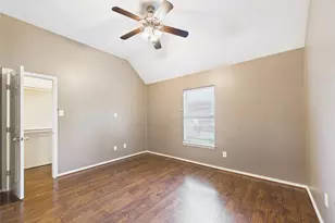 111 Bending Brook Ln, Dickinson, TX 77539 - Photo 36