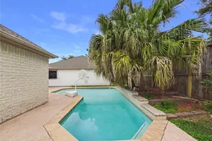 111 Bending Brook Ln, Dickinson, TX 77539 - Photo 42