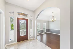 111 Bending Brook Ln, Dickinson, TX 77539 - Photo 8