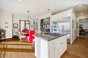 2025 Park St, Houston, TX 77019 - Photo 1