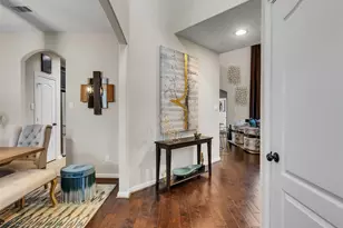 6530 Hunters Creek Ln, Baytown, TX 77521 - Photo 4