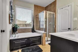 6530 Hunters Creek Ln, Baytown, TX 77521 - Photo 18