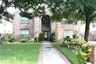 13518 Oak Bend Forest Dr, Houston, TX 77083 - Photo 2