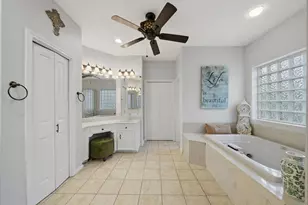 527 S Ohio Ave, La Porte, TX 77571 - Photo 18