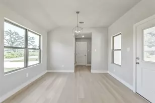 2845 14th St, Hempstead, TX 77445 - Photo 18