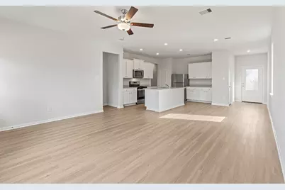 8911 New Jade Drive, Iowa Colony, TX 77583 - Photo 2