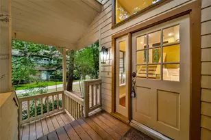 34 W Trace Creek Dr, The Woodlands, TX 77381 - Photo 2