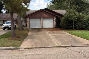 2415 Tinechester Dr, Houston, TX 77339 - Photo 1