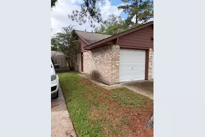 2415 Tinechester Drive, Houston, TX 77339 - Photo 2