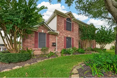 314 Willowood Drive, League City, TX 77573 - Photo 2