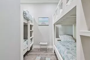 18223 E De Vaca, Galveston, TX 77554 - Photo 28